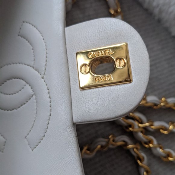 Chanel classic mini flap bag white and gold - Picture 8 of 12